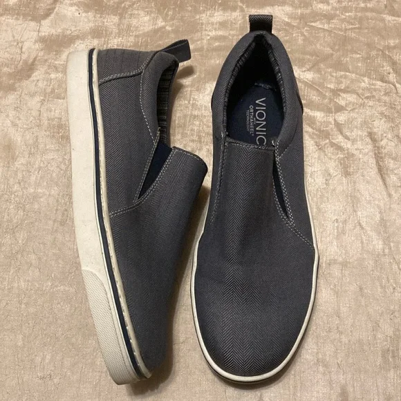 Vionic | Shoes | Vionic Conner Loafer Slipons Light Gray  display picture 2